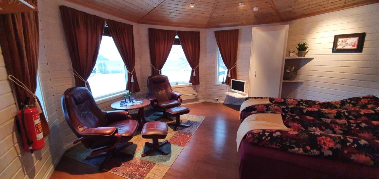 Burfjord Arctic Fjordcamp酒店 外观 照片